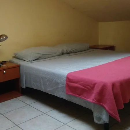 Mansardina Tassoni Apartment *