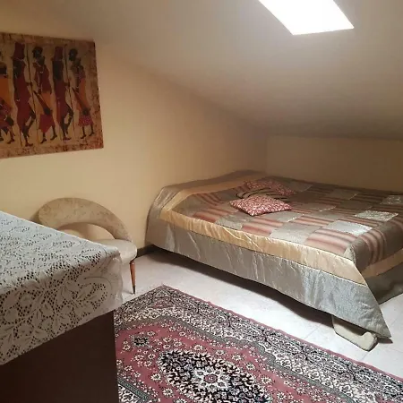 Apartment Mansardina Tassoni *